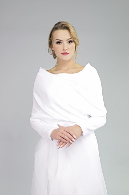 <b>Sweterek lubny narzutka</b> E - 20